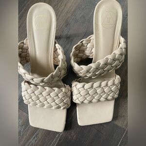 Missguided Cream Braided Summer Sandals with Square Toe Women’s Size 10